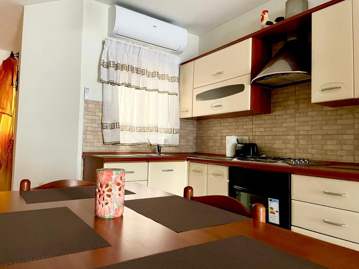 Regent Court - 3 Bedroom Apartment Within Walking Distance From Seafront St. Paul's Bay Ngoại thất bức ảnh