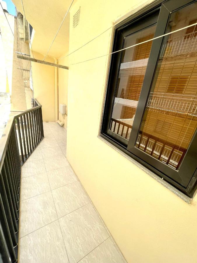 Regent Court - 3 Bedroom Apartment Within Walking Distance From Seafront St. Paul's Bay Ngoại thất bức ảnh