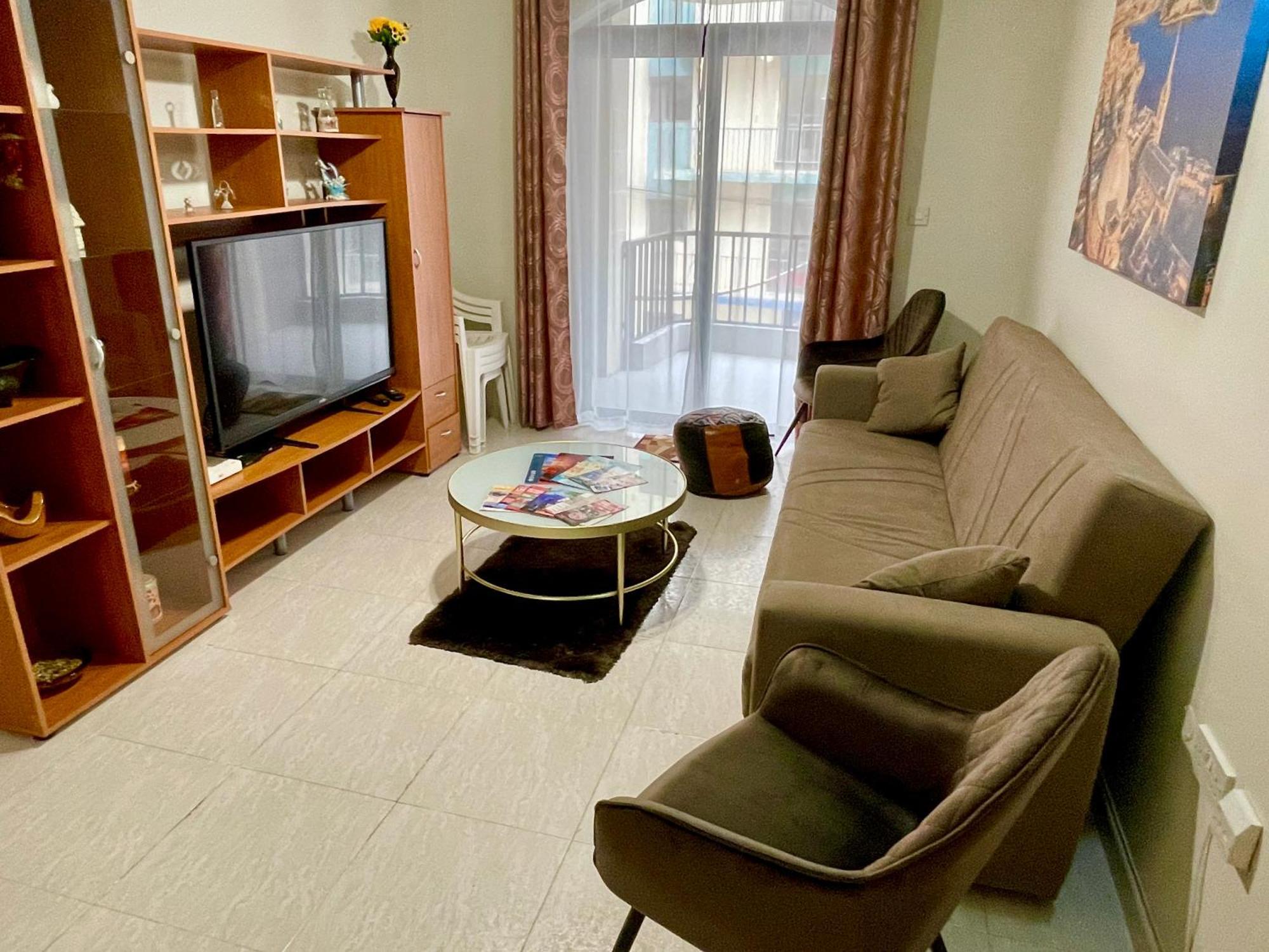 Regent Court - 3 Bedroom Apartment Within Walking Distance From Seafront St. Paul's Bay Ngoại thất bức ảnh